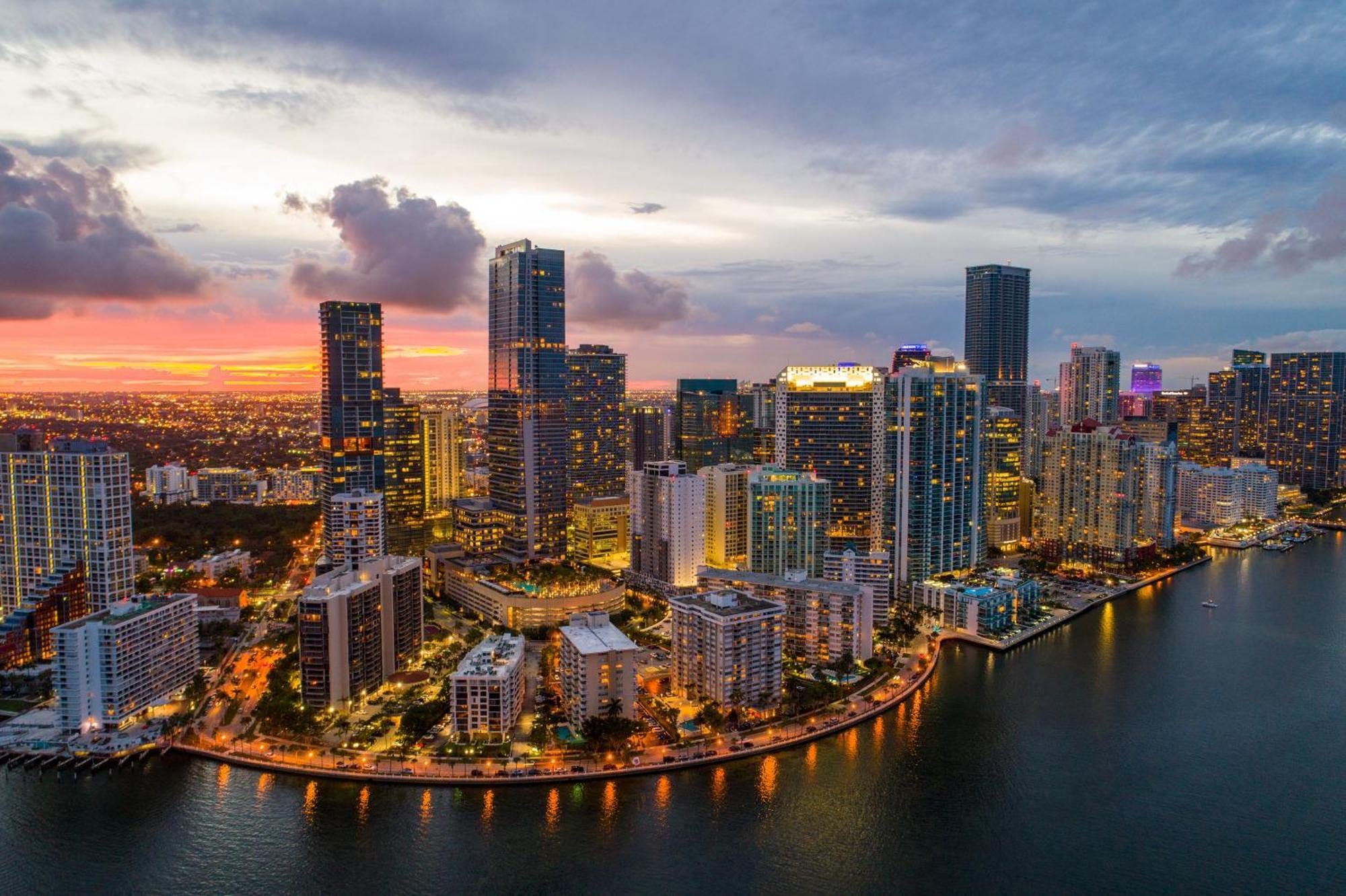 Hotel Indigo Miami Brickell By Ihg Экстерьер фото
